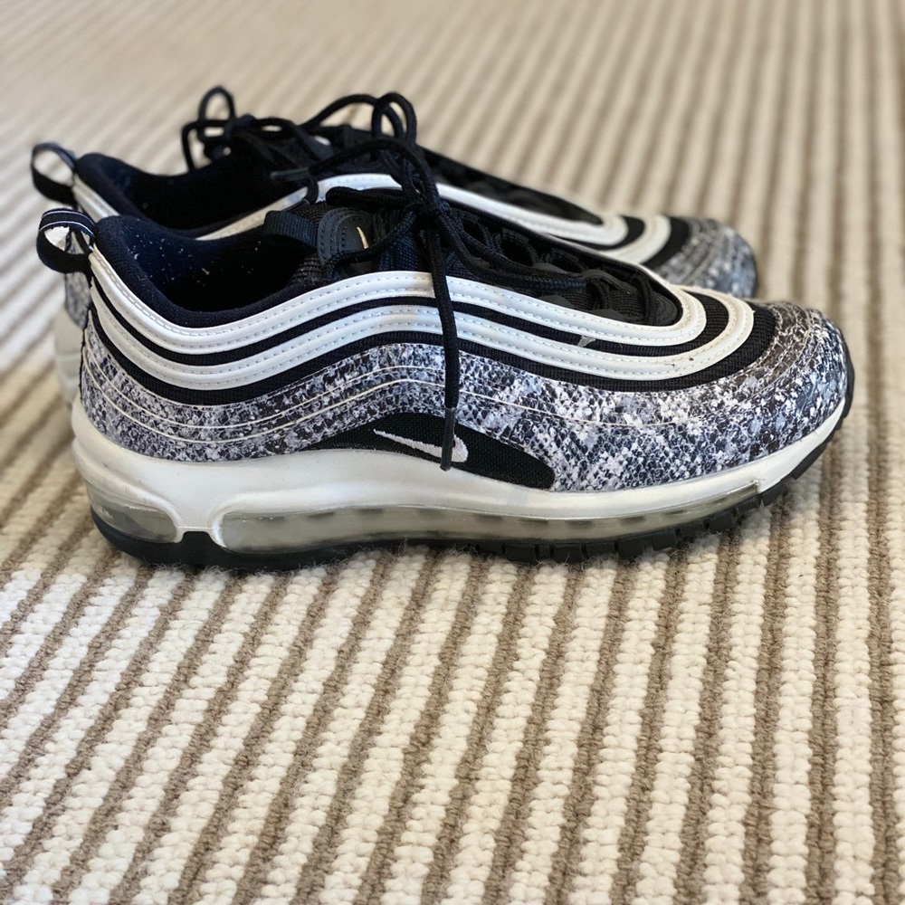 Nike air max’s